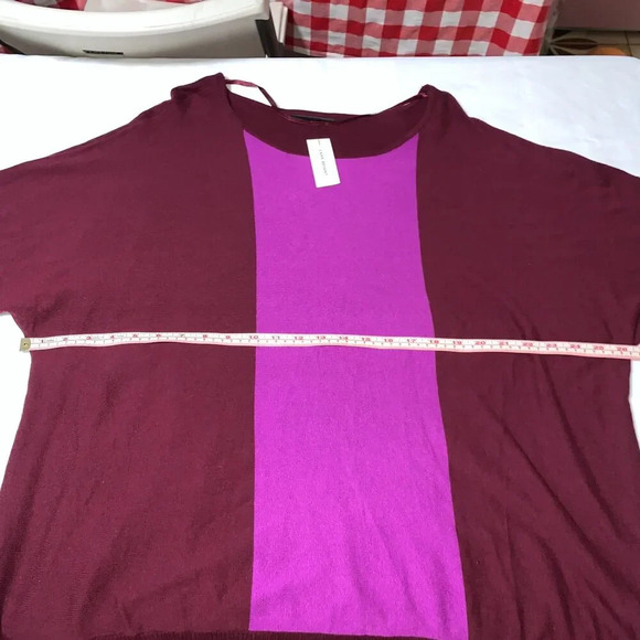 Lane Bryant classic fit pullover sweater, flattering colorblock size 22/24 - Picture 4 of 9